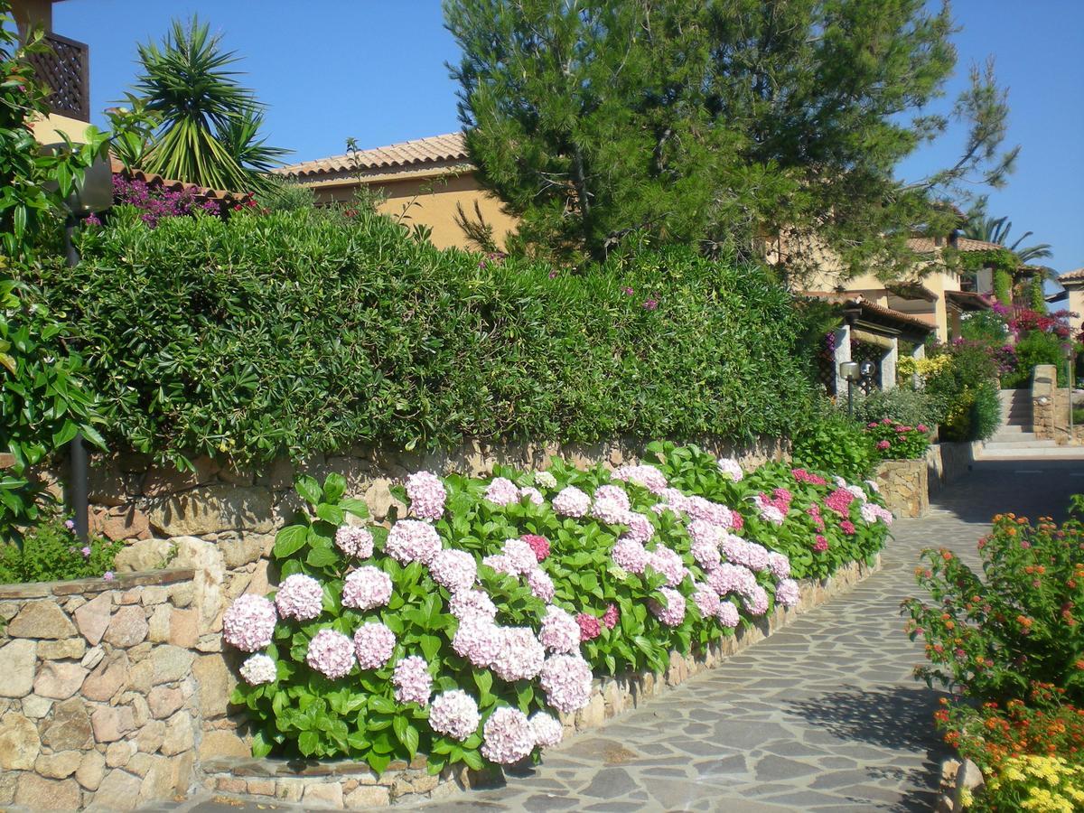 מרינלה Baia De Bahas - Apartments & Resort מראה חיצוני תמונה